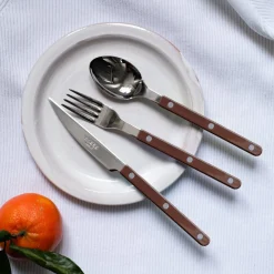 Bistrot Uni,*Sabre Paris Store
