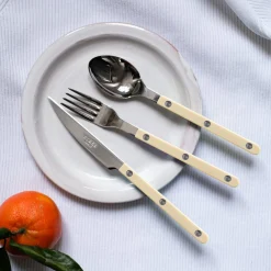 Bistrot Uni,*Sabre Paris Shop